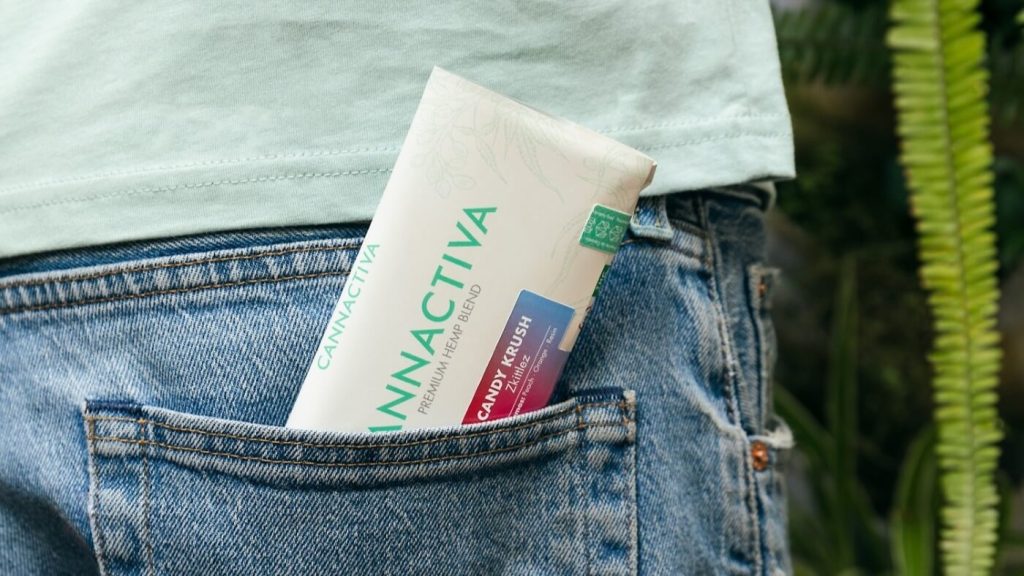 Bijgewerkte CBD- of hennepvoorraad in zakformaat van Cannactiva